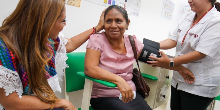 Inaugura Mara Lezama Unidad del Bienestar en Bacalar para la atención médica gratuita de la ciudadanía