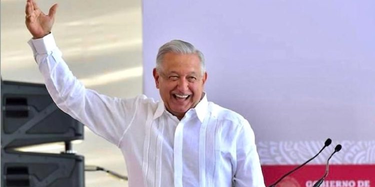 AMLO visitará hoy tierras tabasqueñas, supervisará refinería Dos Bocas