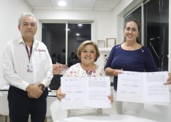 SECOES y SESAEQROO firman acuerdo por la Excelencia en el Servicio