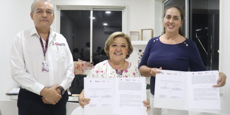 SECOES y SESAEQROO firman acuerdo por la Excelencia en el Servicio
