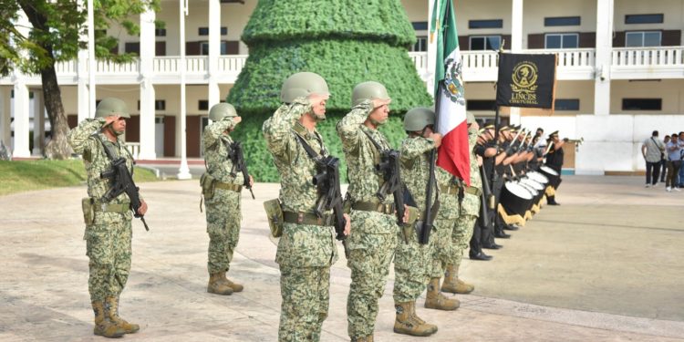 Conmemoran con ceremonia cívica aniversario de creación del Territorio Federal de Quintana Roo