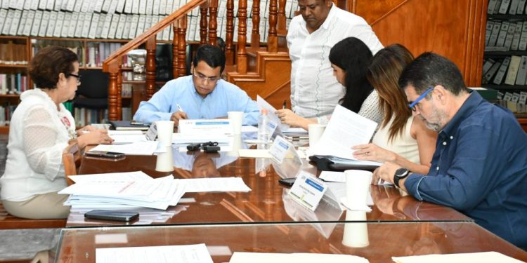 Aprueba Comisión de Hacienda Paquete Económico Estatal 2024