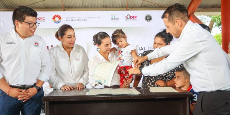 Garantiza Ana Paty Peralta derechos de la Niñez Cancunense