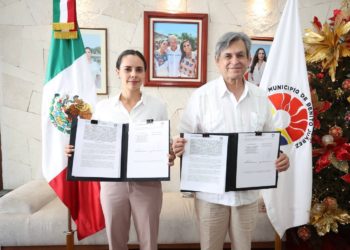Signa Ana Paty Peralta acuerdo colaborativo para proteger a personas migrantes en Cancún