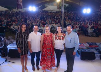 A seguir trabajando en equipo por nuestra ciudad: Ana Paty a sindicalizados del ayuntamiento