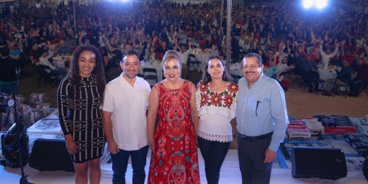 A seguir trabajando en equipo por nuestra ciudad: Ana Paty a sindicalizados del ayuntamiento