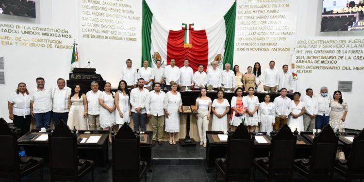 Clausuran Primer Período Ordinario de Sesiones del Tercer Año de la LXIV Legislatura