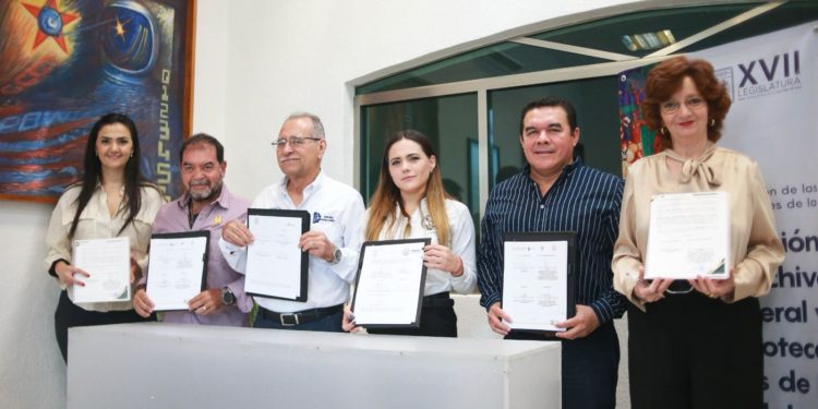 Dignifica XVII Legislatura la biblioteca Luis de la Hidalga Enríquez”