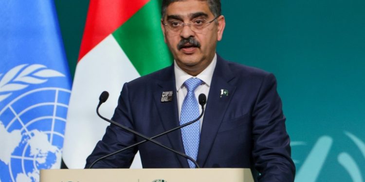 El primer ministro de Pakistán prohibió celebrar las fiestas de Año Nuevo en solidaridad con Gaza