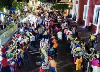 Macuspana fomenta el consumo local a través de la “Expo navideña 2023” de mujeres emprendedoras