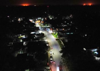 Instala Centro 349 luminarias en cuatro localidades de las Ras. Río Tinto y Guineo