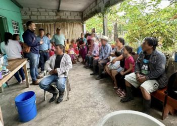 Macuspana lleva brigada de salud a familias vulnerables del Ejido Corralillo