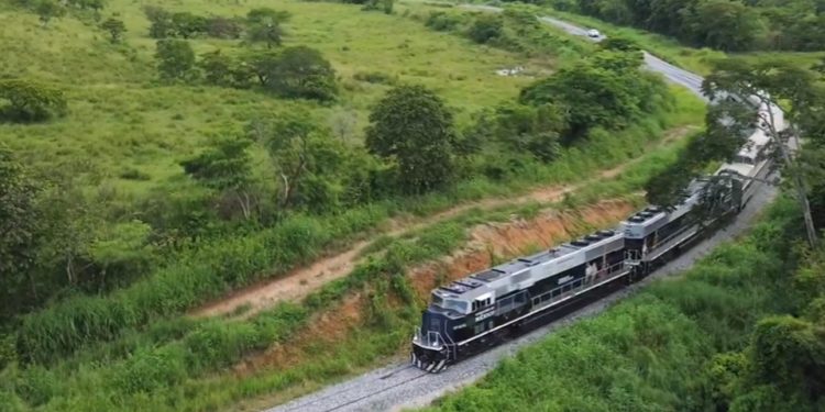 Semar trabaja a marchas forzadas para terminar el tramo más emblemático La Línea Z del Tren Interoceánico