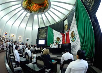 Entregan medalla al Mérito Mujer Indígena Maya “María Petrona Uicab”