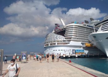 Con un aumento del 514% en arribos de cruceros cerrará el 2023 Cozumel