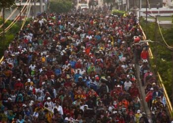 López Obrador instó a los políticos estadunidenses a apoyar más los temas de migración en vez de “poner barreras y alambrados”