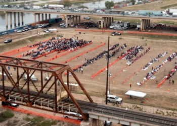 Estados Unidos reabrió dos cruces ferroviarios entre el estado de Texas y México.