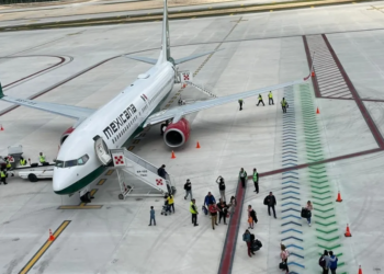 Aterriza vuelo inaugural de Mexicana en Tulum tras hacer escala en Mérida por  mal tiempo
