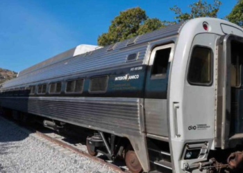 El Gobierno federal recicló para el Tren Interoceánico dos trenes alemanes comprados en 2015 por Rafael Moreno Valle