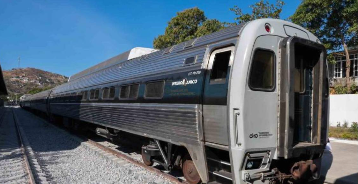 El Gobierno federal recicló para el Tren Interoceánico dos trenes alemanes comprados en 2015 por Rafael Moreno Valle