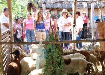 Verónica Lezama refrenda su compromiso con grupos del programa Salud y Bienestar Comunitario