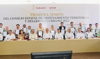 Avanza Tabasco con bases para un desarrollo ordenado: Carlos Merino