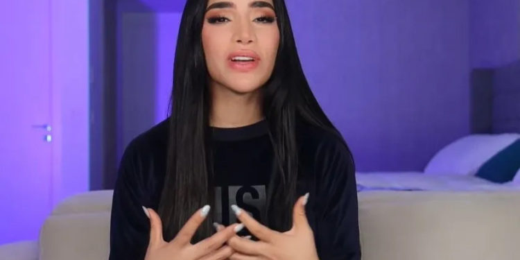 Kimberly Loaiza anuncia su retiro de Youtube