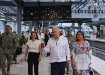 Acompaña Mara Lezama al Presidente Andrés Manuel López Obrador en inauguración del primer tramo del Tren Maya