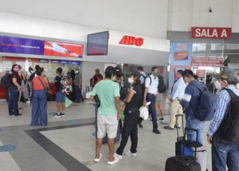 Aumenta el tránsito de viajeros en la terminal de autobuses de Villahermosa ante la aproximación del Fin de Año