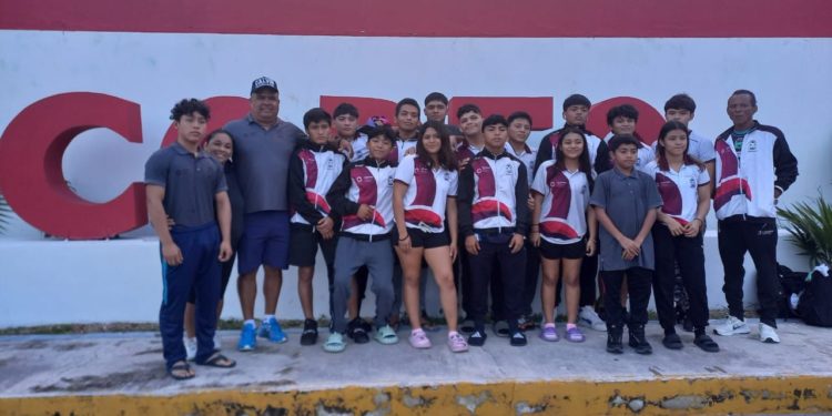 Luchadores quintanarroenses listos para competir en el Clasificatorio Nacional Grand Prix