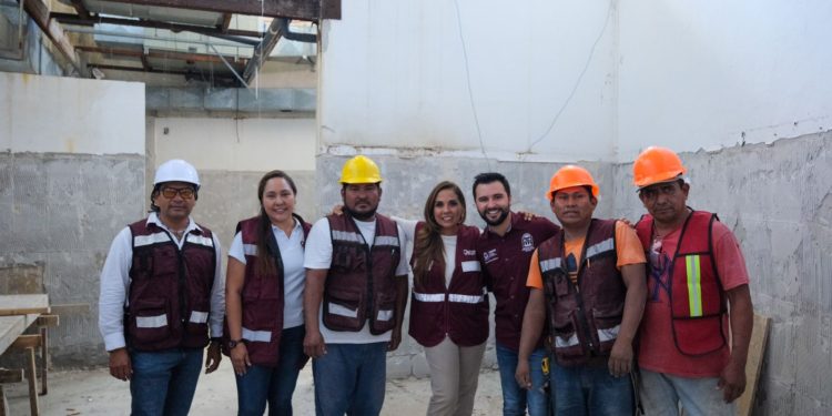 Invierte Mara Lezama 46 MDP en rehabilitación del Poliforum “Benito Juárez” de Cancún