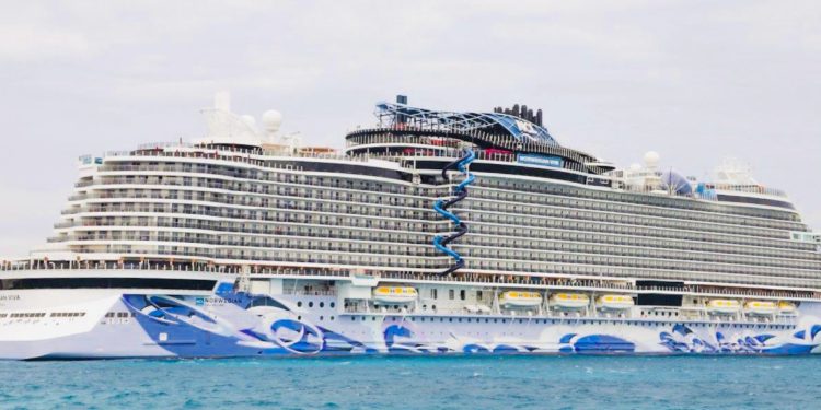 Llega por primera vez a Cozumel el gran crucero de lujo Norwegian Viva: APIQROO