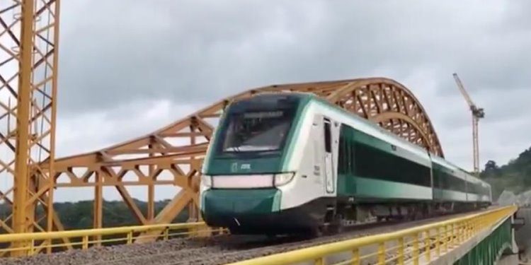 Realizan pruebas del Tren Maya en Tenosique