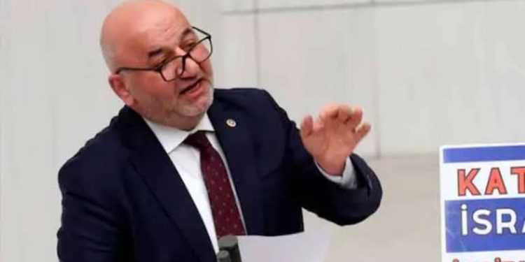 Fallece diputado islamista tras sufrir un infarto durante discurso contra Israel