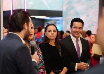 Cancún presenta su amplía agenda turística en Fitur 2024