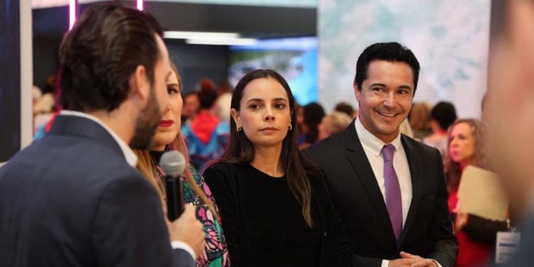 Cancún presenta su amplía agenda turística en Fitur 2024