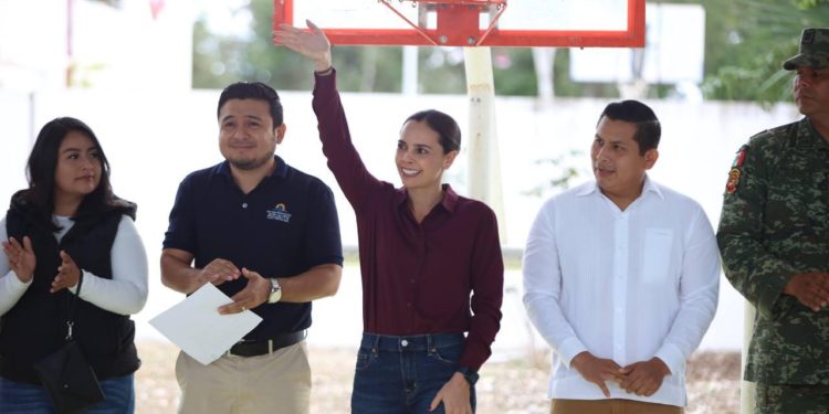 Trabajan municipales por la niñez cancunense