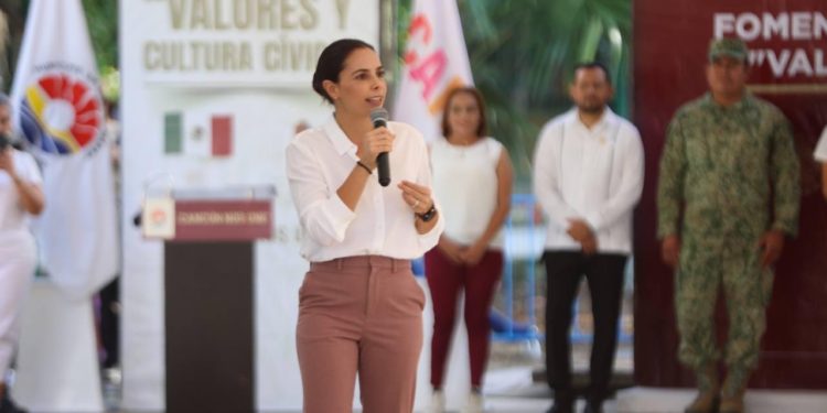 Retoma gobierno BJ en 2024 homenajes cívicos semanales y programa «educar de todos»