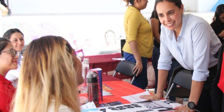 Impulsa Ana Paty Peralta economía y capacitación de las y los cancunenses