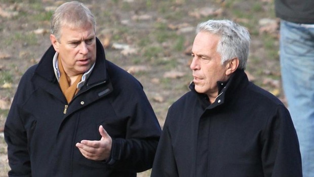 Según documentos judiciales Epstein «pagó a Virginia Giuffre 15 dólares por acostarse con el príncipe Andrés