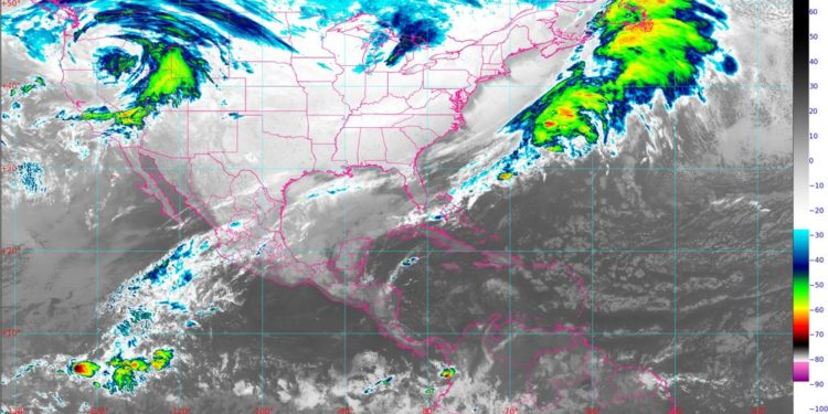 Frente frío Núm 27 provocará lluvia puntuales fuertes en Quintana Roo