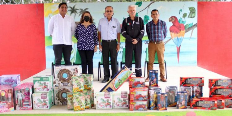 Gobierno de Macuspana y la empresa Vista Energy festejan “Día De Reyes” en la Primaria “Melchor Ocampo”