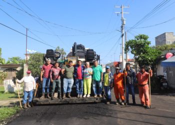 Puerto Ceiba y Carrizal tienen nueva carretera