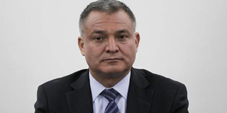 A Jonathan ‘N’ presunto cómplice de García Luna le es concedido libertad provisional