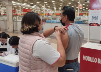 Aplica Salud vacuna COVID e Influenza en unidades de salud de Tabasco
