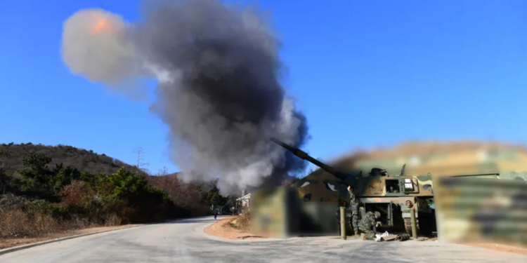 Corea del Norte dispara cientos de proyectiles y el Sur responde con maniobra de fuego real