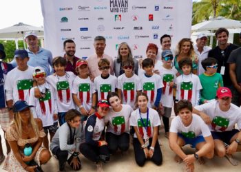 Inaugura Eric Arcila la primera edición del «Mayan Wind Fest 2024» de vela