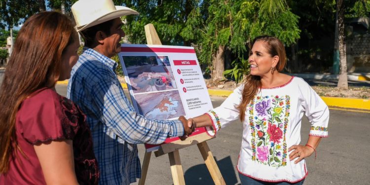 Atiende Mara Lezama añeja petición con repavimentación de la Avenida Laguna Negra en Chetumal