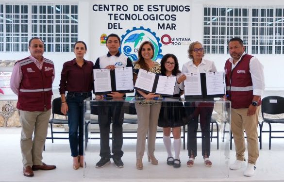 Estrenan 8 nuevas aulas alumnos del CETMAR 41, entregadas por Mara Lezama