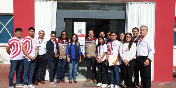 SECOES cumple y obtiene distintivo de Excelencia en el Servicio Público